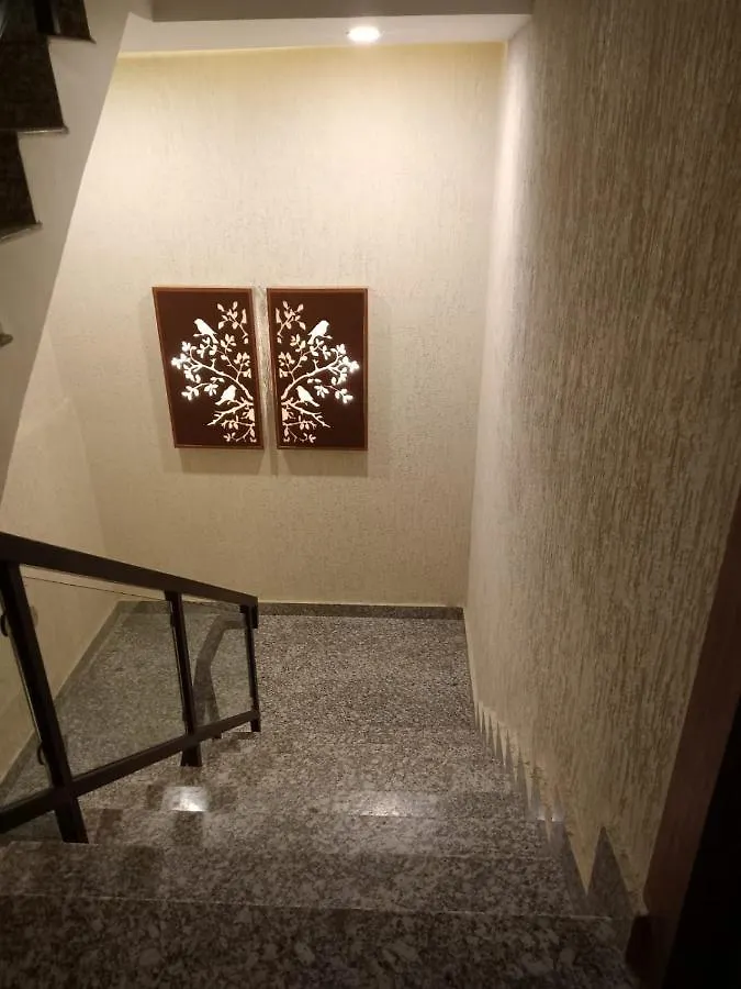 The Seven'S Hotel Varanasi