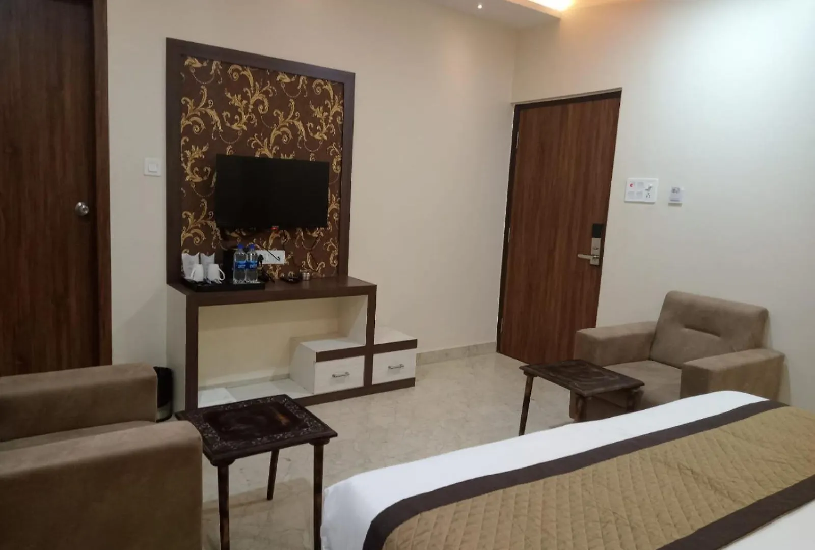 The Seven'S Hotel Varanasi