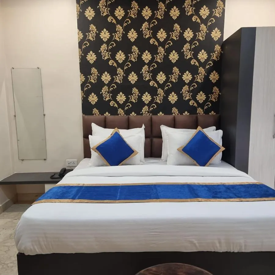 The Seven'S Hotel Varanasi