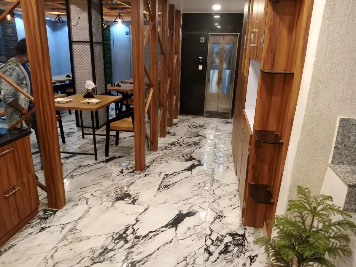 **  The Seven'S Hotel Varanasi India