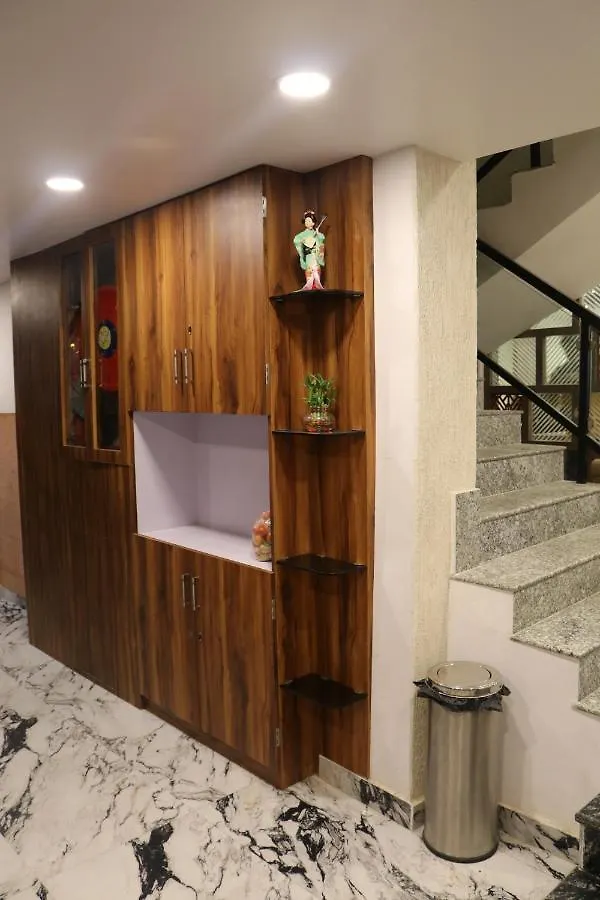 **  The Seven'S Hotel Varanasi India